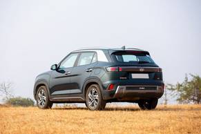 Hyundai Creta Rear Left View Image